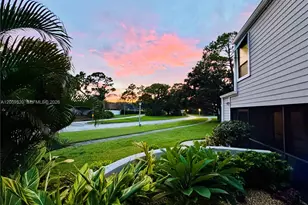 8707 Bardmoor Pl, Seminole, FL 33777 - Photo 40