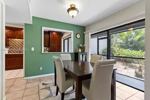 8707 Bardmoor Pl, Seminole, FL 33777 - Photo 10