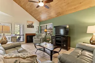 8707 Bardmoor Pl, Seminole, FL 33777 - Photo 6