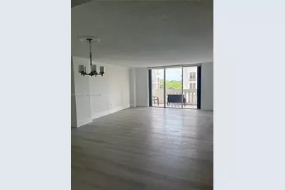 625 Biltmore Way #501, Coral Gables, FL 33134 - Photo 8