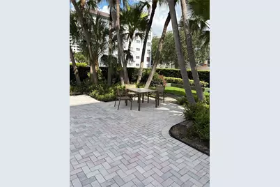 625 Biltmore Way #501, Coral Gables, FL 33134 - Photo 18