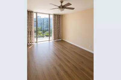 800 Parkview Dr #716, Hallandale Beach, FL 33009 - Photo 22
