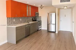 800 Parkview Dr, Hallandale Beach, FL 33009 - Photo 14