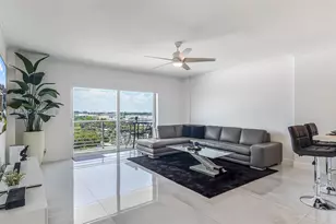 2900 NE 30th St, Fort Lauderdale, FL 33306 - Photo 2
