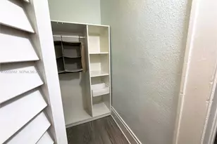124 Mendoza Ave, Coral Gables, FL 33134 - Photo 10