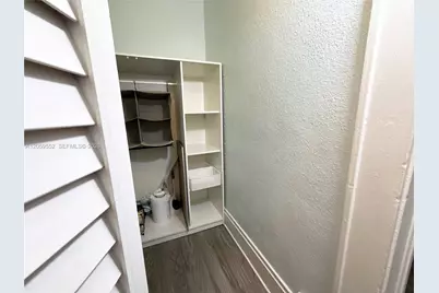 124 Mendoza Ave #3, Coral Gables, FL 33134 - Photo 10
