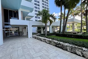 2899 Collins Ave, Miami Beach, FL 33140 - Photo 26