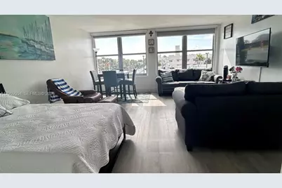 2899 Collins Ave #450, Miami Beach, FL 33140 - Photo 8