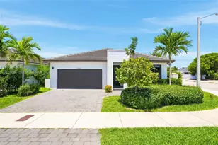 23206 SW 108th Ave, Homestead, FL 33032 - Photo 1