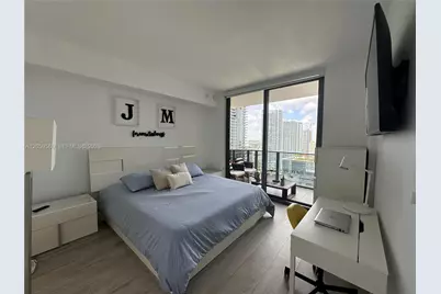 45 SW 9th St #2501, Miami, FL 33130 - Photo 8