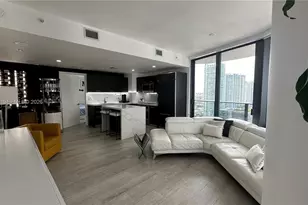 45 SW 9th St, Miami, FL 33130 - Photo 6