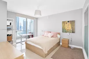 90 SW 3rd St, Miami, FL 33130 - Photo 10