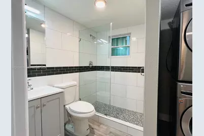 2616 NE 12th Ter, Pompano Beach, FL 33064 - Photo 18