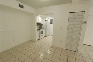 650 NW 114th Ave, Sweetwater, FL 33172 - Photo 6