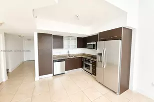 41 SE 5th St, Miami, FL 33131 - Photo 4