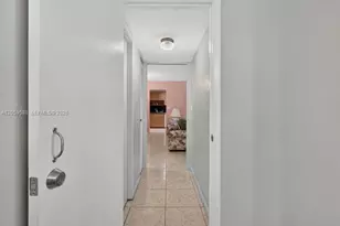 7135 Collins Ave, Miami Beach, FL 33141 - Photo 10