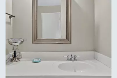 7135 Collins Ave #331, Miami Beach, FL 33141 - Photo 38
