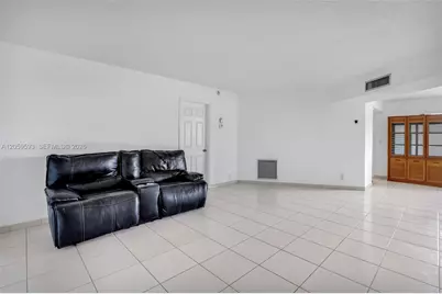 3990 NW 42nd Ave #403, Lauderdale Lakes, FL 33319 - Photo 8