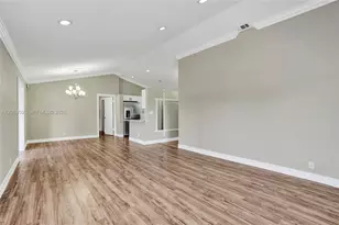 8204 SW 12th St, North Lauderdale, FL 33068 - Photo 14