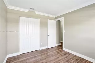 8204 SW 12th St, North Lauderdale, FL 33068 - Photo 8