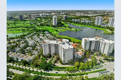 19900 E Country Club Dr #310, Aventura, FL 33180 - Photo 18