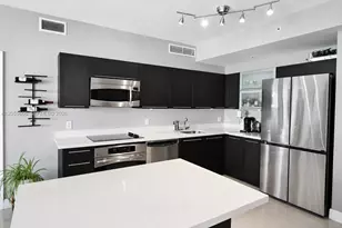 90 SW 3rd St, Miami, FL 33130 - Photo 4
