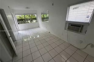 2430 SW 25th Ter, Miami, FL 33133 - Photo 2