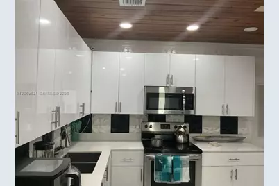 6404 Grant Ct, Hollywood, FL 33024 - Photo 8