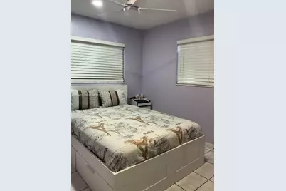 6404 Grant Ct, Hollywood, FL 33024 - Photo 12