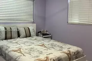 6404 Grant Ct, Hollywood, FL 33024 - Photo 12