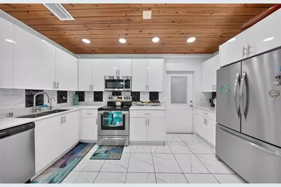 6404 Grant Ct, Hollywood, FL 33024 - Photo 12