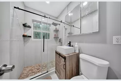 6404 Grant Ct, Hollywood, FL 33024 - Photo 16