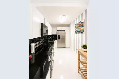 401 69th St #304, Miami Beach, FL 33141 - Photo 14