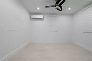 129 SW 9th Ave, Miami, FL 33130 - Photo 6