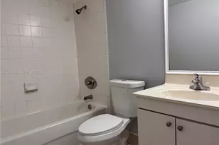 1250 SE 31st Ct, Homestead, FL 33035 - Photo 10