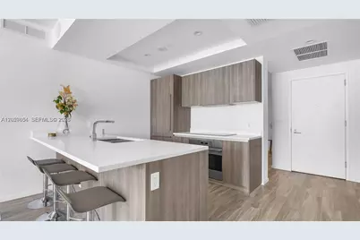 801 S Miami Ave #1102, Miami, FL 33130 - Photo 4
