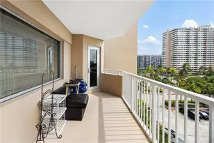 1950 S Ocean Dr, Hallandale Beach, FL 33009 - Photo 30