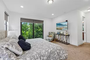 3575 W 97th St, Hialeah, FL 33018 - Photo 30