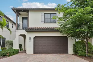 3575 W 97th St, Hialeah, FL 33018 - Photo 2
