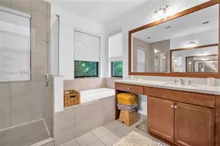 3575 W 97th St, Hialeah, FL 33018 - Photo 20
