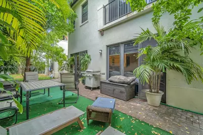 3575 W 97th St, Hialeah, FL 33018 - Photo 30