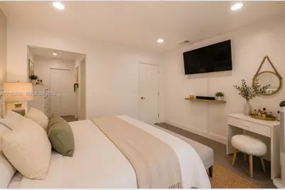 2260 SW 5th St, Miami, FL 33135 - Photo 8