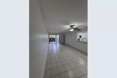 9447 Fontainebleau Blvd #113, Miami, FL 33172 - Photo 6