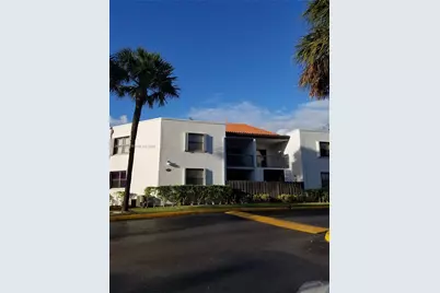 9447 Fontainebleau Blvd #113, Miami, FL 33172 - Photo 2