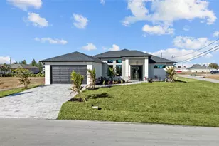 1430 6th Pl, Cape Coral, FL 33909 - Photo 1