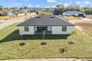 1430 6th Pl, Cape Coral, FL 33909 - Photo 28
