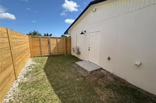 29904 SW 148th Ave, Homestead, FL 33033 - Photo 8