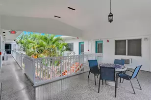 350 Collins Ave, Miami Beach, FL 33139 - Photo 14