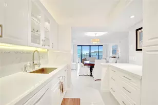 2201 S Ocean Dr, Hollywood, FL 33019 - Photo 12