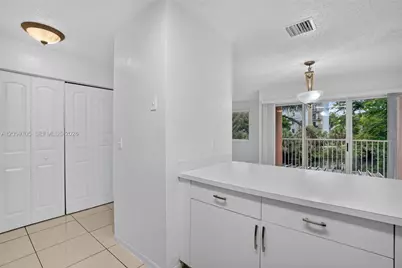 6225 Kendale Lakes Cir #253, Miami, FL 33183 - Photo 12